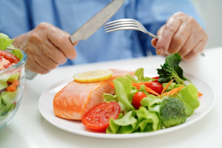 The Role of Nutrition in Memory Care: Foods That Are Good for the Brain